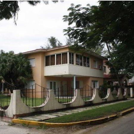 Islazul Villa Sotavento Varadero Exterior photo