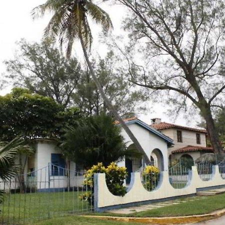 Islazul Villa Sotavento Varadero Exterior photo